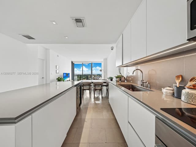88 SW 7th St # 2506, Miami FL 33130 - Miami, FL - Photo 7