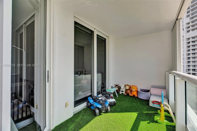 21055 Yacht Club Dr # 901, Aventura FL 33180 - Aventura, FL - Photo 4