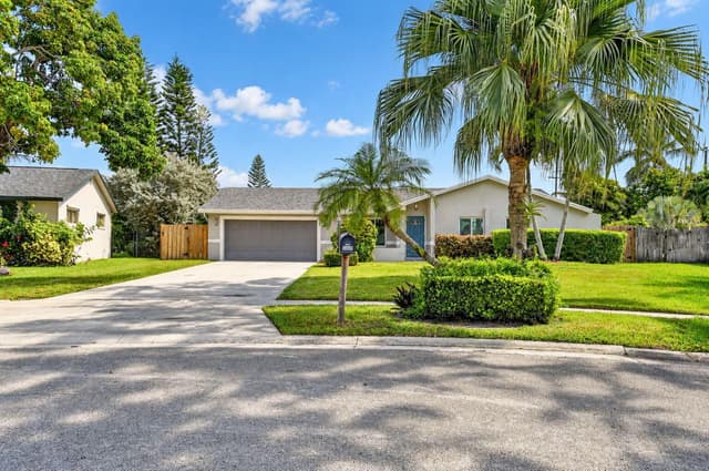 22606 SW 6TH Street, Boca Raton FL 33433 - Boca Raton, FL - Photo 2