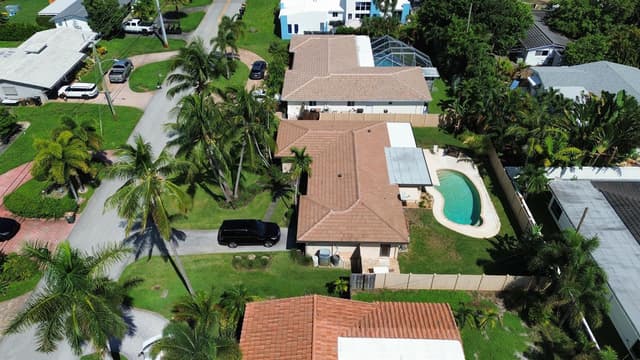 2630 NE 53RD Court, Lighthouse Point FL 33064 - Lighthouse Point, FL - Photo 6