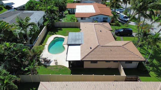 2630 NE 53RD Court, Lighthouse Point FL 33064 - Lighthouse Point, FL - Photo 3