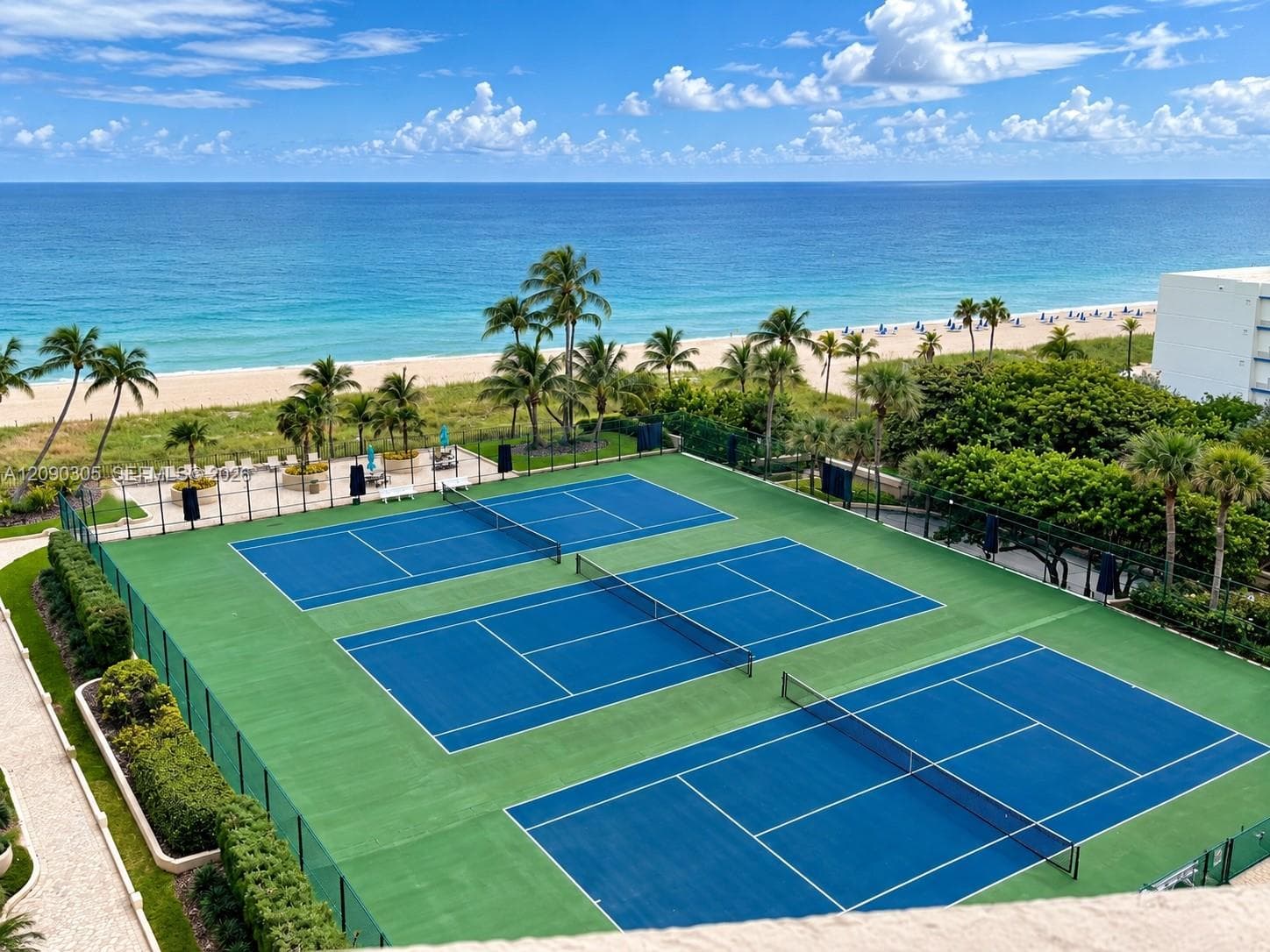 4900 N Ocean Blvd # 1011, Lauderdale By The Sea FL 33308 - Lauderdale By The Sea, FL - Photo 1