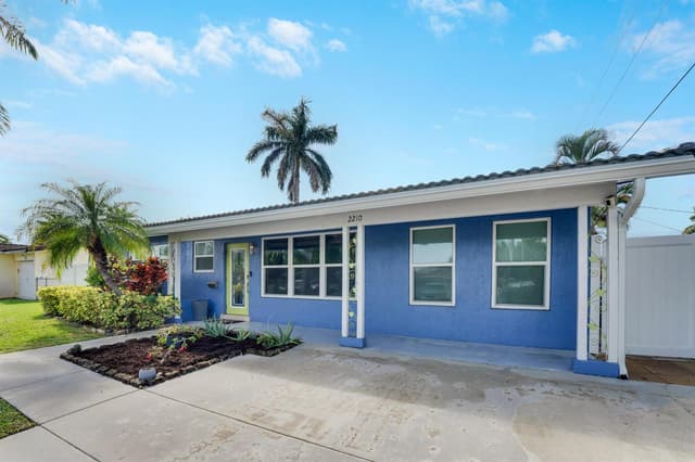 2210 NE 51ST Street, Lighthouse Point FL 33064 - Lighthouse Point, FL - Photo 2