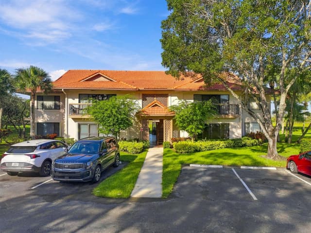 1111 DUNCAN Circle # 202, Palm Beach Gardens FL 33418 - Palm Beach Gardens, FL - Photo 3