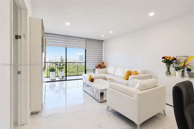 20301 W Country Club Dr # 930, Aventura FL 33180 - Aventura, FL - Photo 2