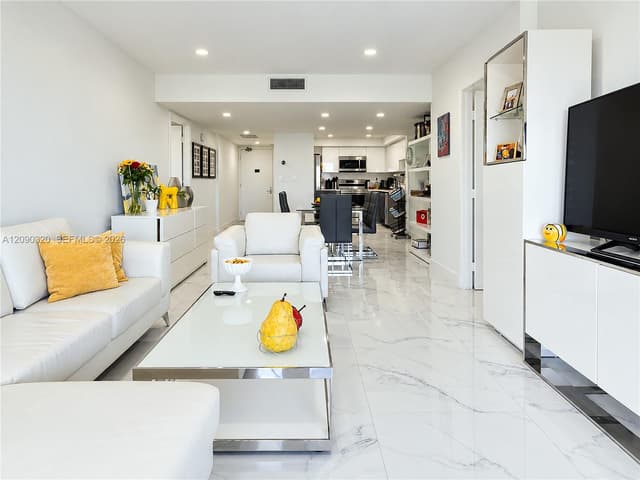 20301 W Country Club Dr # 930, Aventura FL 33180 - Aventura, FL - Photo 3