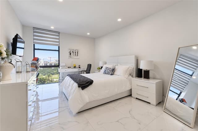 20301 W Country Club Dr # 930, Aventura FL 33180 - Aventura, FL - Photo 5