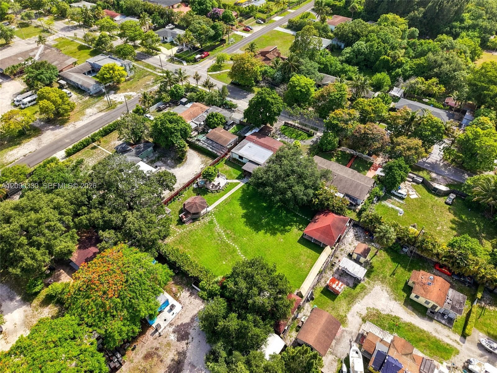 15425 N Miami Ave, Miami FL 33169 - Miami, FL - Photo 1