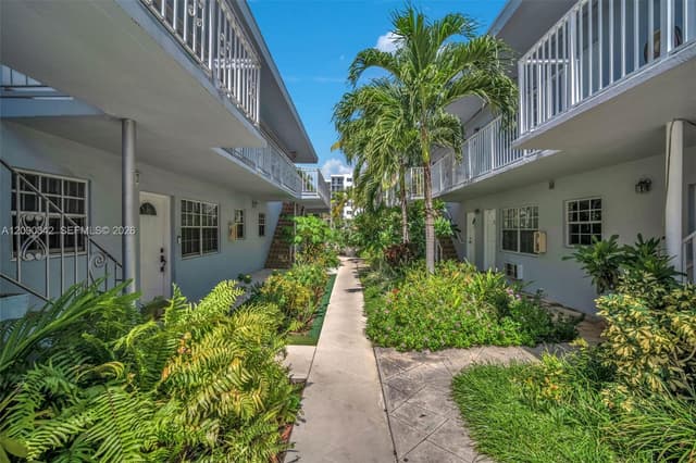 8010 Tatum Waterway Dr # 5, Miami Beach FL 33141 - Miami Beach, FL - Photo 4