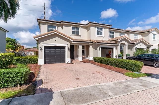 1002 NE 41st Pl, Homestead FL 33033 - Homestead, FL - Photo 2