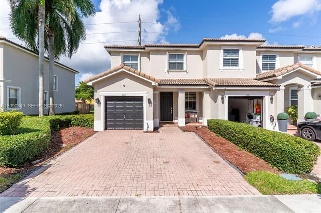 1002 NE 41st Pl, Homestead FL 33033 - Homestead, FL - Photo 4