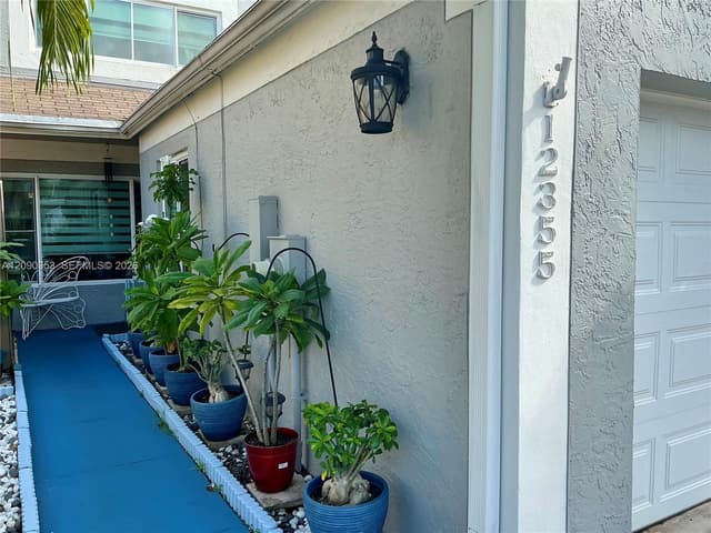 12355 NW 15th St # 12355, Pembroke Pines FL 33026 - Pembroke Pines, FL - Photo 2
