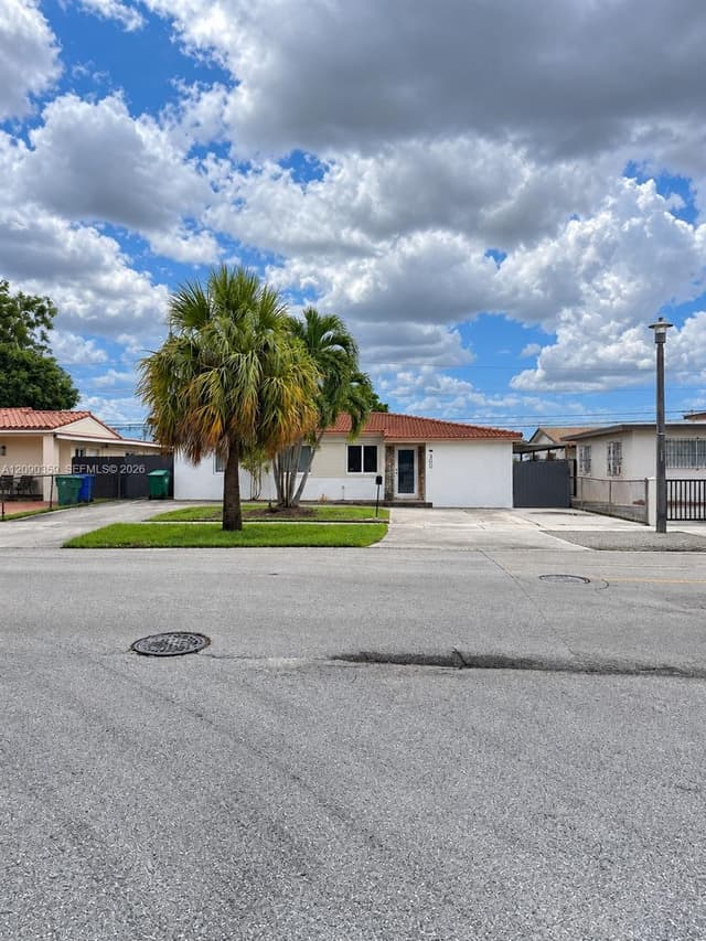 300 SW 69th Ave, Miami FL 33144 - Miami, FL - Photo 2