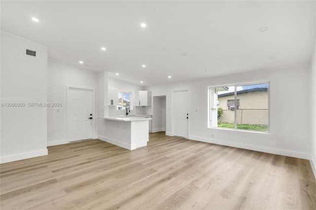 1706 NW 26th Ave, Fort Lauderdale FL 33311 - Fort Lauderdale, FL - Photo 6