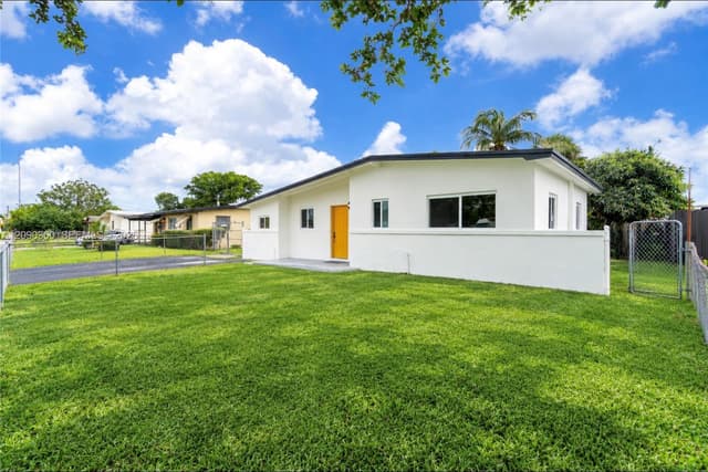 1706 NW 26th Ave, Fort Lauderdale FL 33311 - Fort Lauderdale, FL - Photo 3