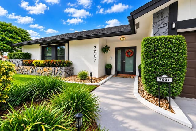 7007 NW 40TH Place, Coral Springs FL 33065 - Coral Springs, FL - Photo 3
