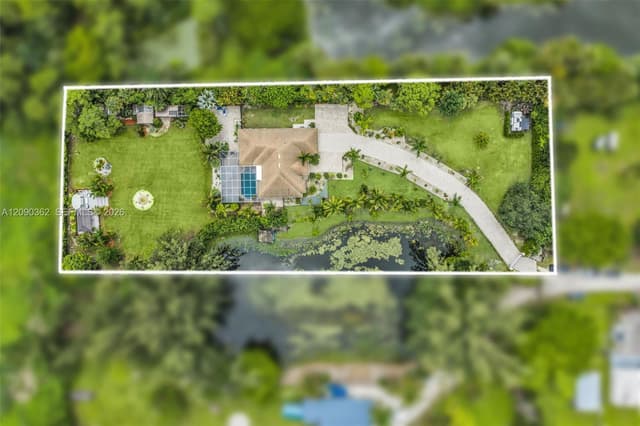 14800 April Dr, Loxahatchee FL 33470 - Loxahatchee, FL - Photo 2