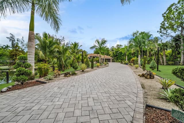 14800 April Dr, Loxahatchee FL 33470 - Loxahatchee, FL - Photo 6