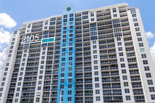 1800 Sunset Harbour Dr # 2105, Miami Beach FL 33139 - Miami Beach, FL - Photo 3
