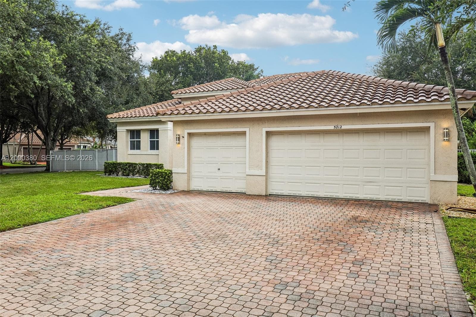 5212 NW 51st St, Coconut Creek FL 33073 - Coconut Creek, FL - Photo 1