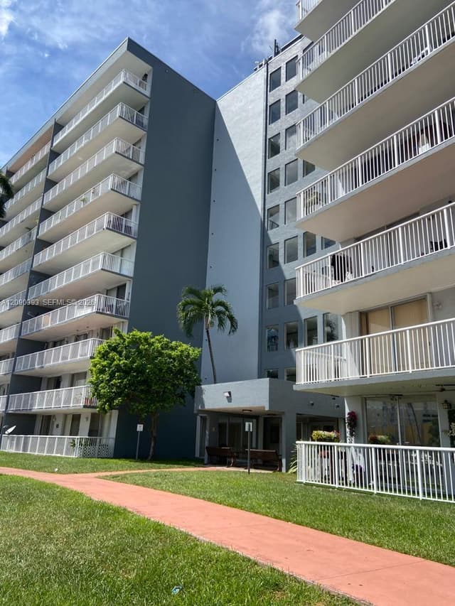 1800 NW 24th Ave # 614, Miami FL 33125 - Miami, FL - Photo 2