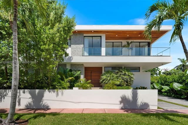5701 N Bay Rd, Miami Beach FL 33140 - Miami Beach, FL - Photo 5