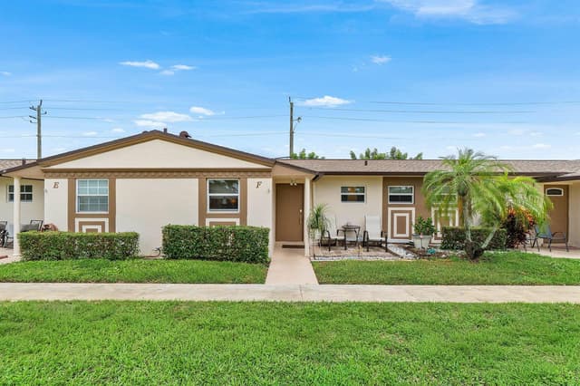 2883 CROSLEY Drive W # F, West Palm Beach FL 33415 - West Palm Beach, FL - Photo 3