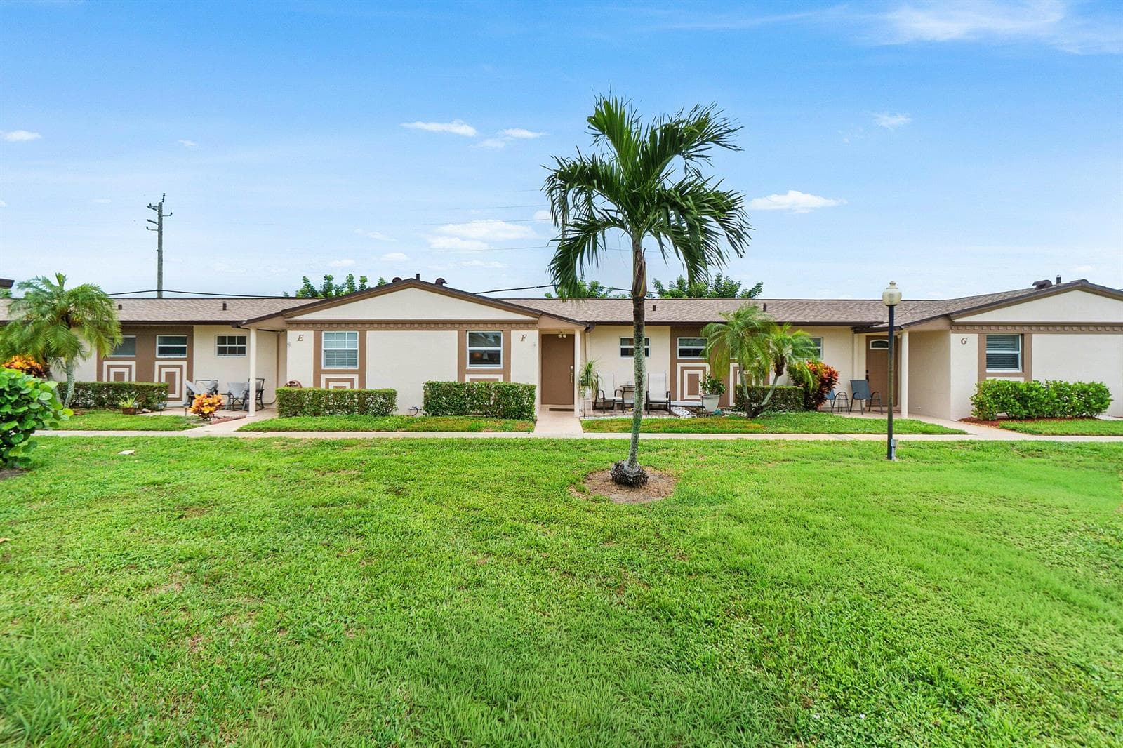 2883 CROSLEY Drive W # F, West Palm Beach FL 33415 - West Palm Beach, FL - Photo 1