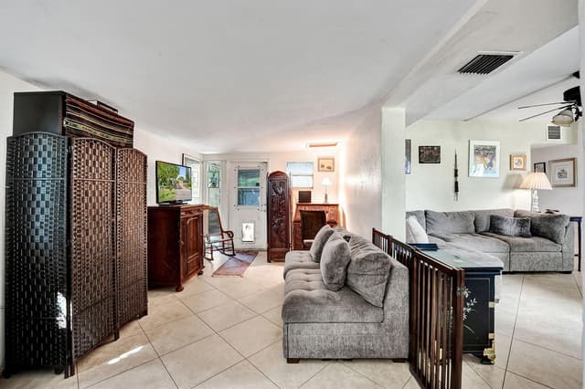 4541 NE 14TH Terrace, Pompano Beach FL 33064 - Pompano Beach, FL - Photo 6
