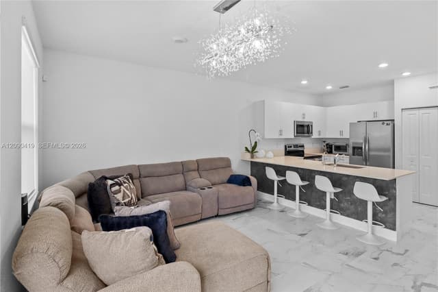 957 NE 211th St, Miami FL 33179 - Miami, FL - Photo 7