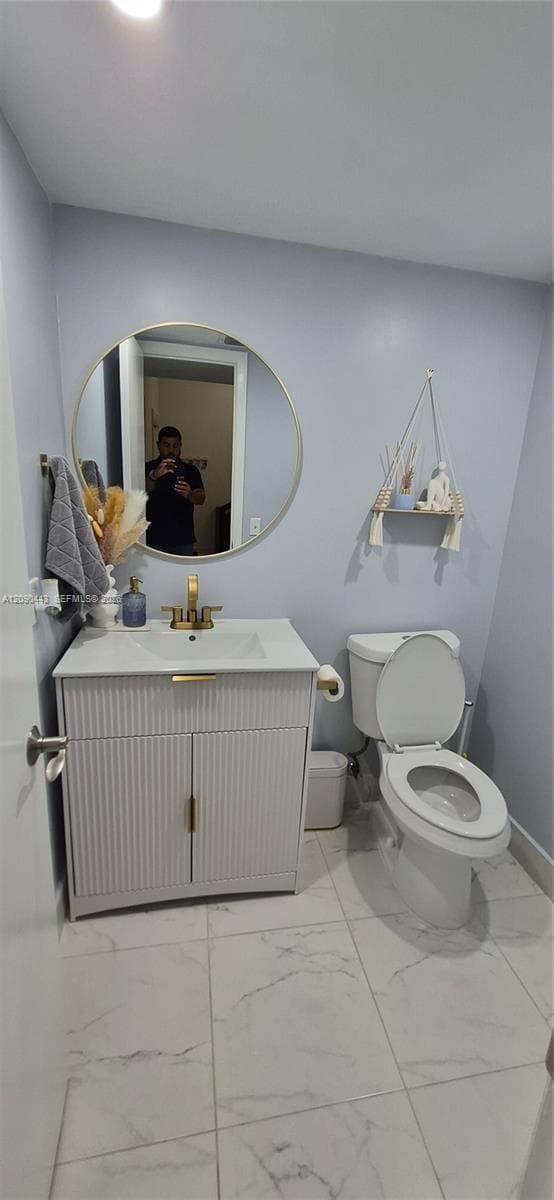 1441 W Fairway Rd, Pembroke Pines FL 33026 - Pembroke Pines, FL - Photo 7