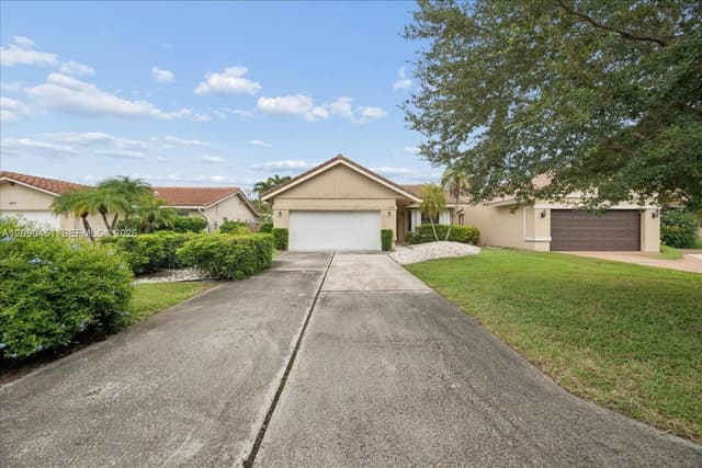 1459 NW 97th Ter, Coral Springs FL 33071 - Coral Springs, FL - Photo 4