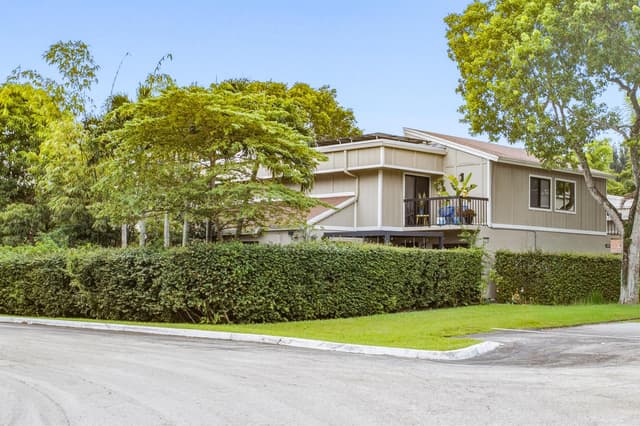 13278 NW 5th Court, Plantation FL 33325 - Plantation, FL - Photo 2