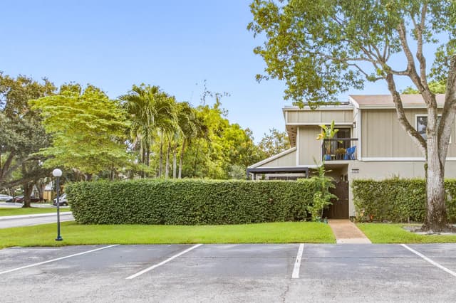 13278 NW 5th Court, Plantation FL 33325 - Plantation, FL - Photo 3