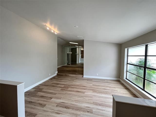 11375 NW 19TH Drive, Coral Springs FL 33071 - Coral Springs, FL - Photo 7