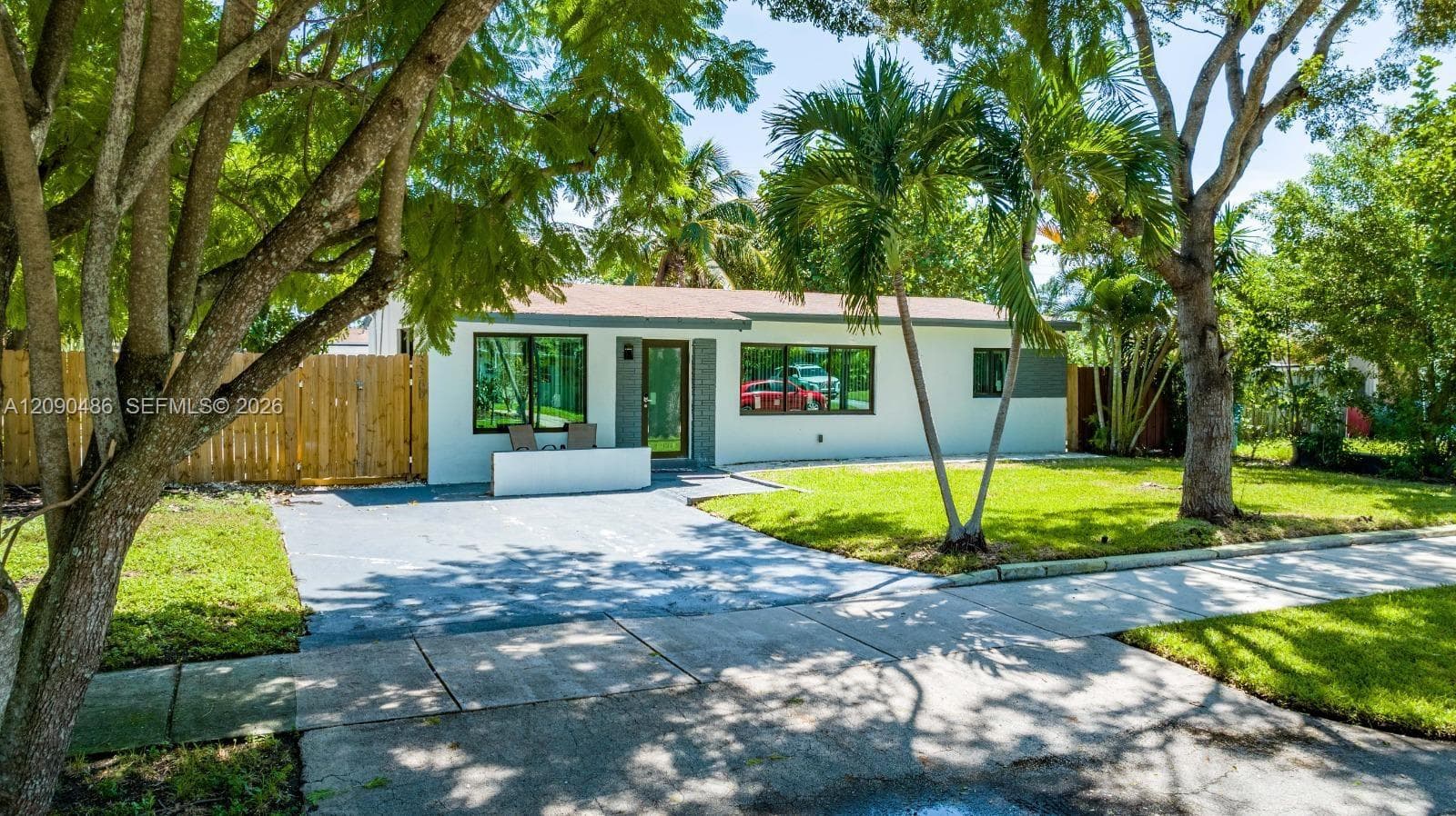 3360 NE 12th Ter, Pompano Beach FL 33064 - Pompano Beach, FL - Photo 1