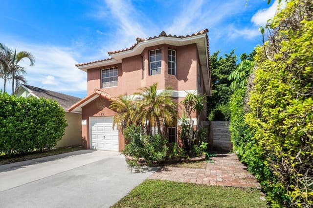 105 Plumage Lane, West Palm Beach FL 33415 - West Palm Beach, FL - Photo 3