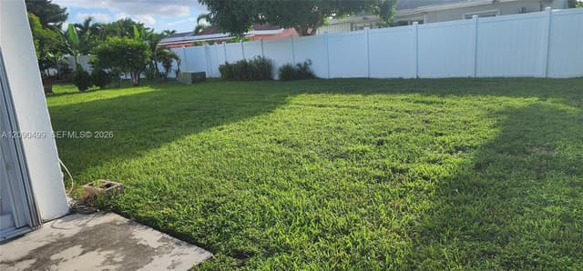 8115 NW 93rd Ave, Tamarac FL 33321 - Tamarac, FL - Photo 3