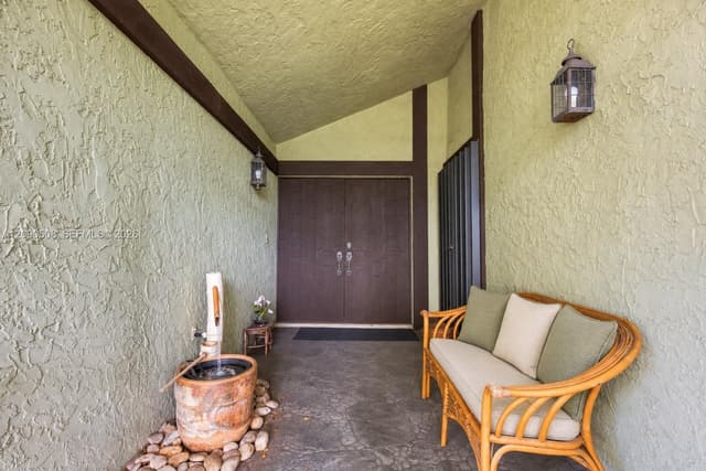 521 NW 78th Way, Plantation FL 33324 - Plantation, FL - Photo 4