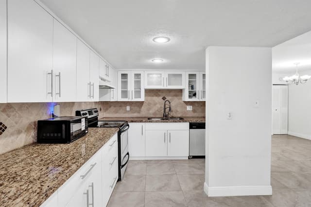 8091 NW 12TH Street # H, Margate FL 33063 - Margate, FL - Photo 7