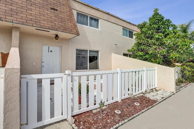 8091 NW 12TH Street # H, Margate FL 33063 - Margate, FL - Photo 3