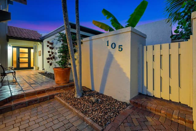 105 SANDPIPER Circle W, Jupiter FL 33477 - Jupiter, FL - Photo 7