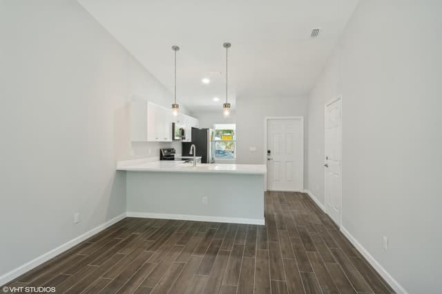 636 35TH Street, West Palm Beach FL 33407 - West Palm Beach, FL - Photo 7