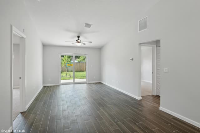636 35TH Street, West Palm Beach FL 33407 - West Palm Beach, FL - Photo 5