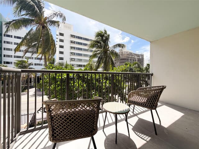 1800 Collins Ave # 3B, Miami Beach FL 33139 - Miami Beach, FL - Photo 4
