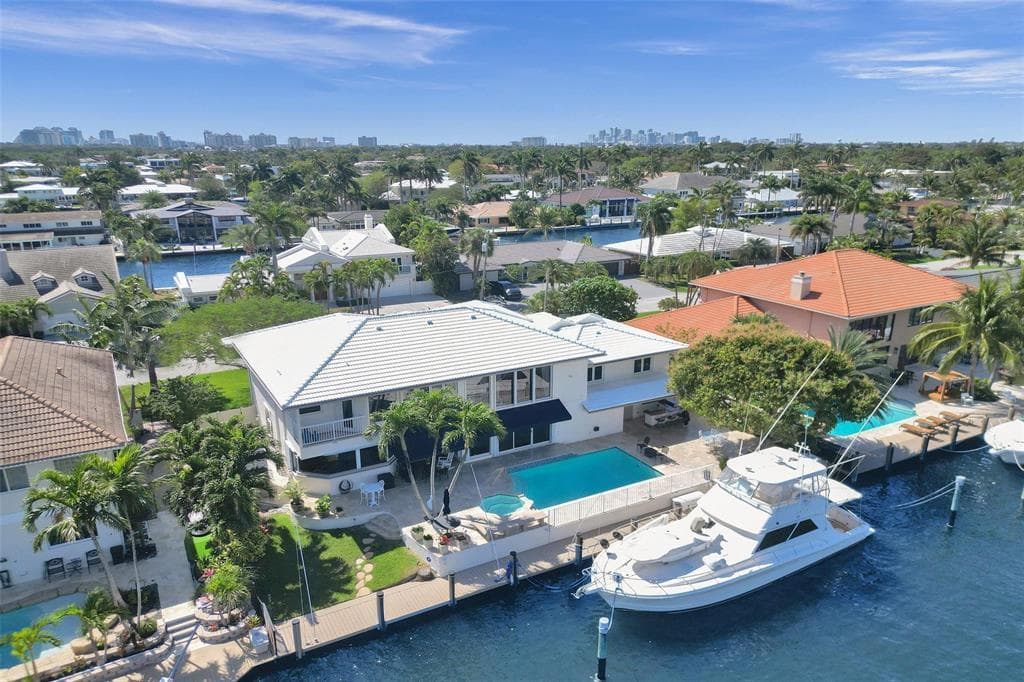 2875 NE 25th Court, Fort Lauderdale FL 33305 - Fort Lauderdale, FL - Photo 1