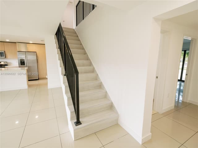 111 NW 12th Ct, Florida City FL 33034 - Florida City, FL - Photo 5