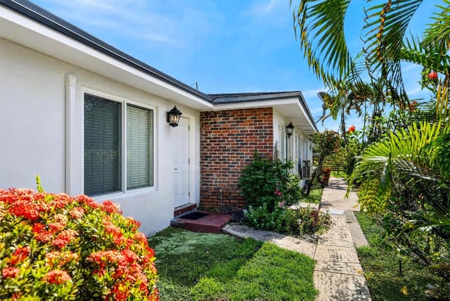 27 NW 14TH Avenue, Delray Beach FL 33444 - Delray Beach, FL - Photo 2