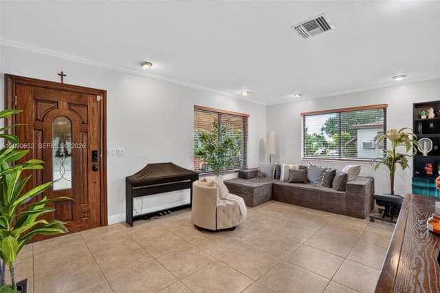 7911 SW 18th Ter, Miami FL 33155 - Miami, FL - Photo 4