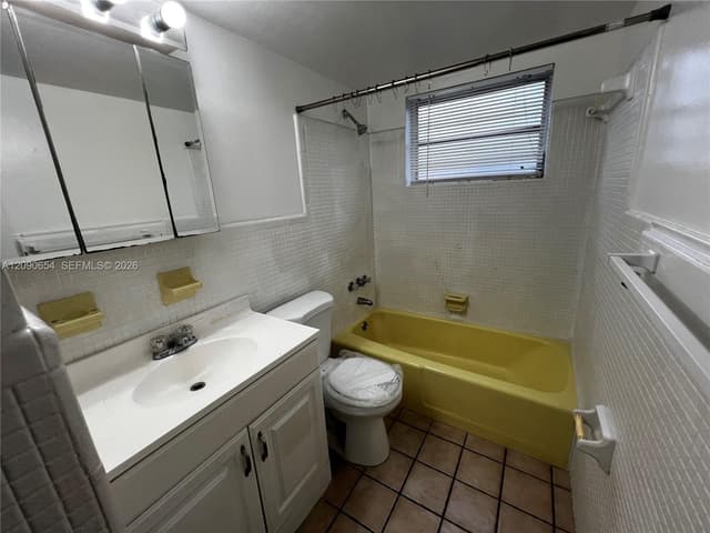 13 NE 2nd Ave # 104, Dania Beach FL 33004 - Dania Beach, FL - Photo 7